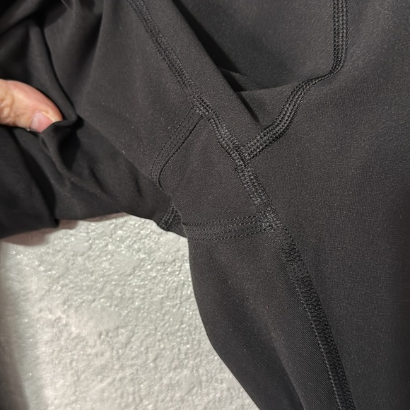 Lululemon Wunder Under HR Tight 28” *full on luxtreme black size 8 - Picture 5 of 8
